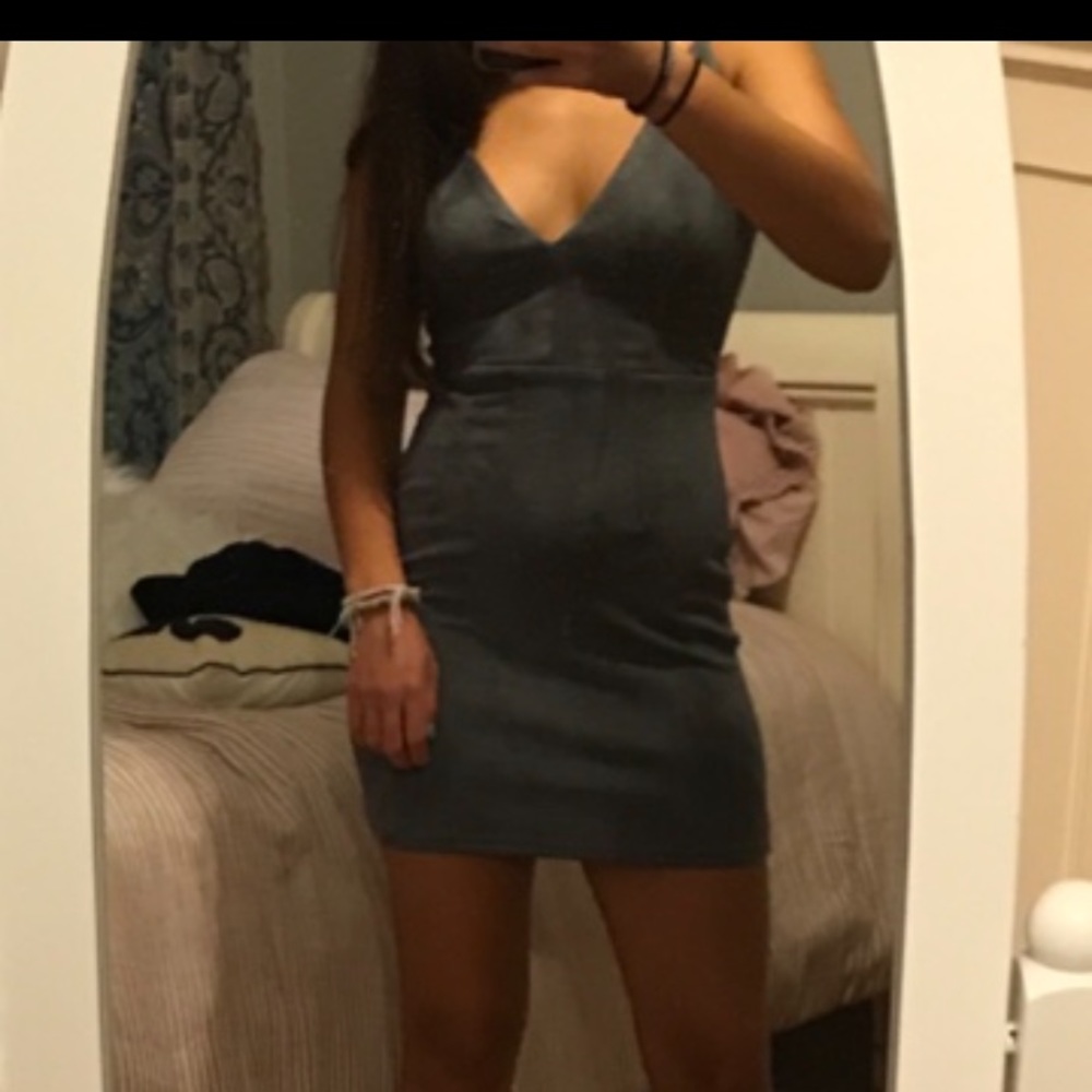 LF body con dress